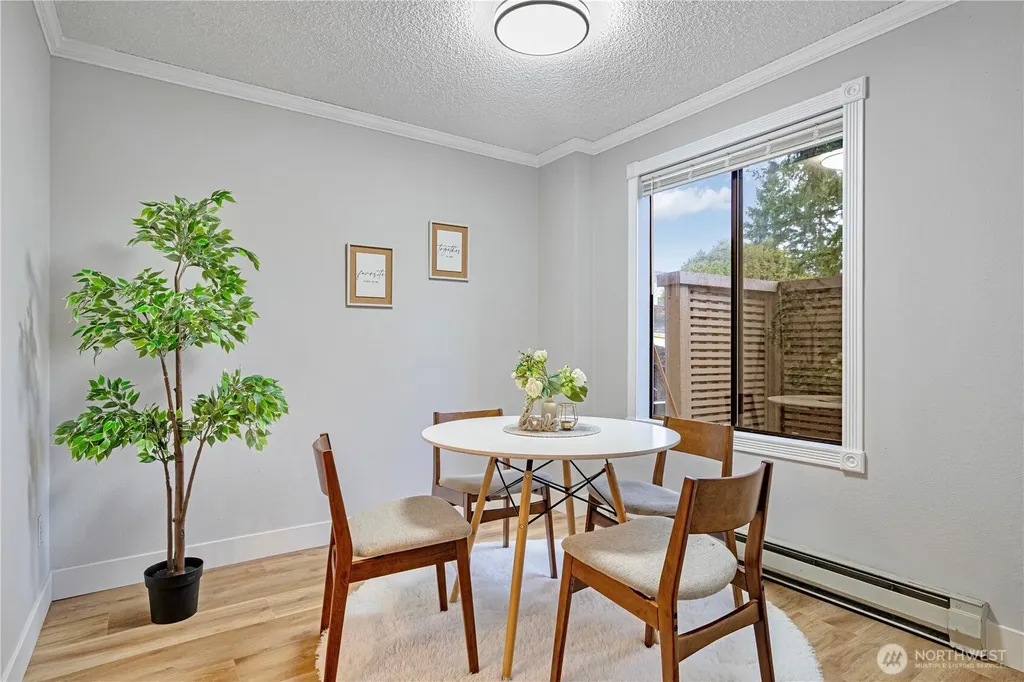 10401 NE 32nd Place Bellevue WA 98004