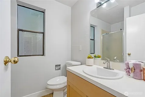 10401 NE 32nd Place Bellevue WA 98004