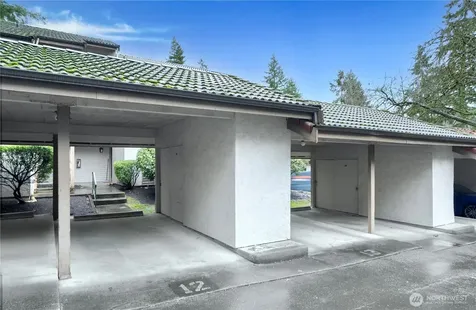 10401 NE 32nd Place Bellevue WA 98004