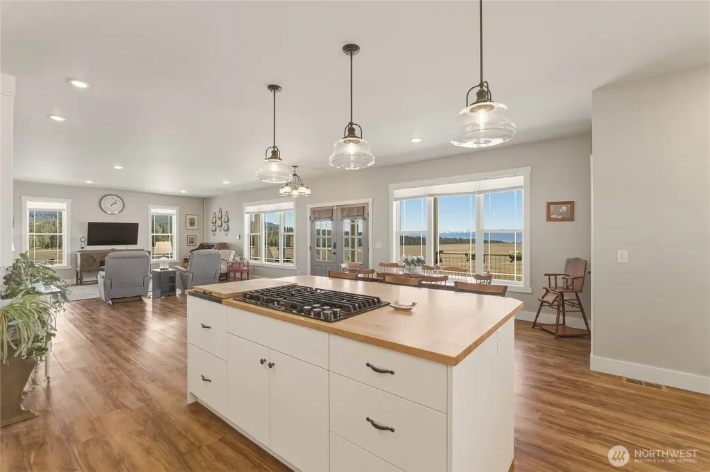 1475 Havillah Road Tonasket WA 98855