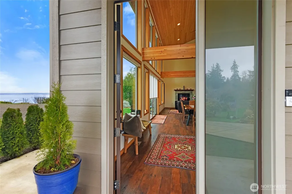 7618 NE Zachariasen Court Hansville WA 98340