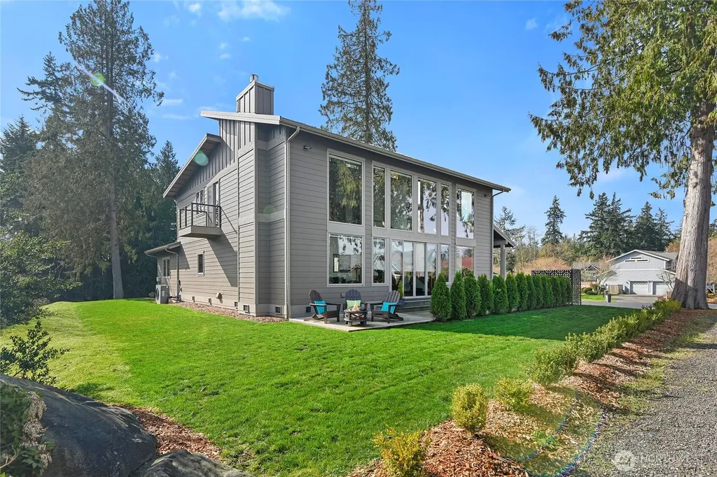 7618 NE Zachariasen Court Hansville WA 98340