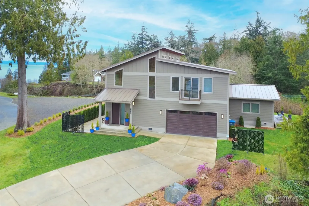 7618 NE Zachariasen Court Hansville WA 98340