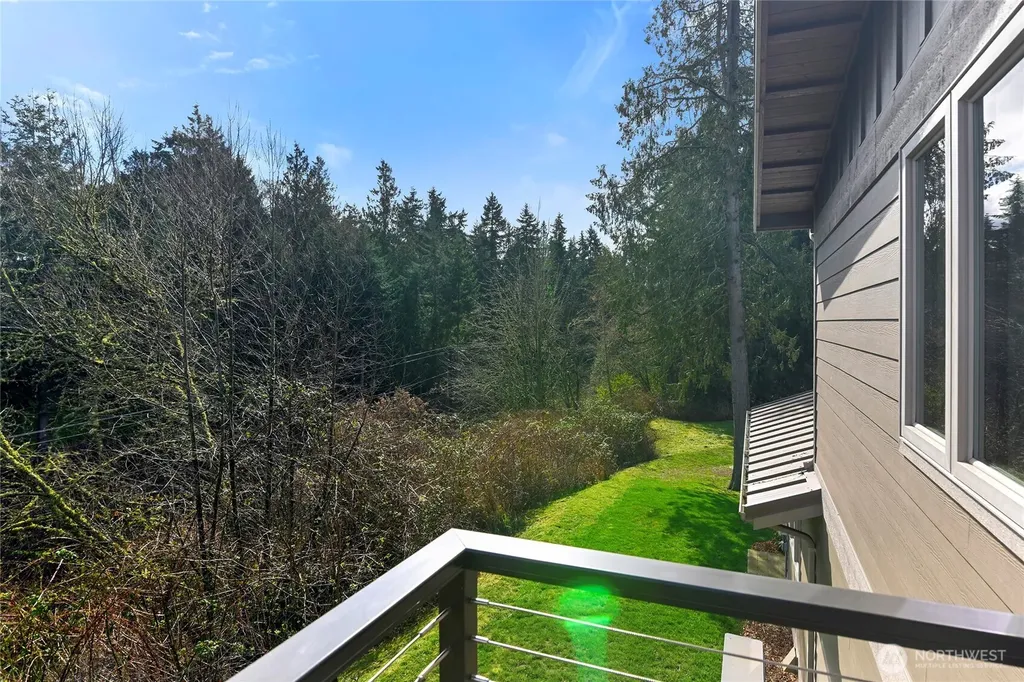 7618 NE Zachariasen Court Hansville WA 98340