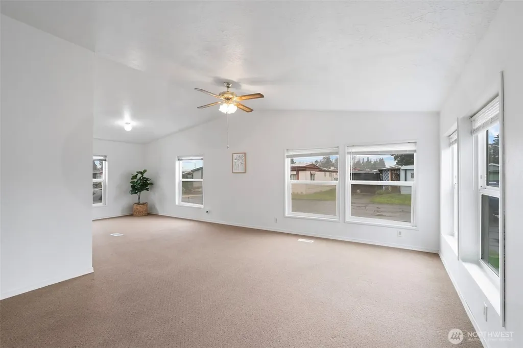 2408 Fords Prairie Centralia WA 98531