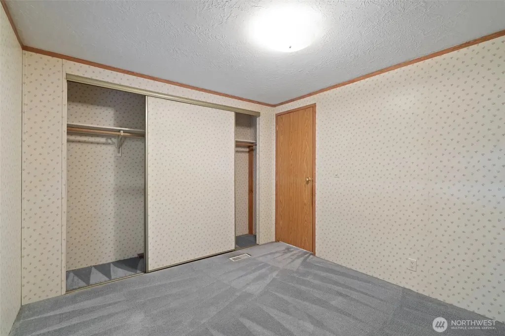 2408 Fords Prairie Centralia WA 98531
