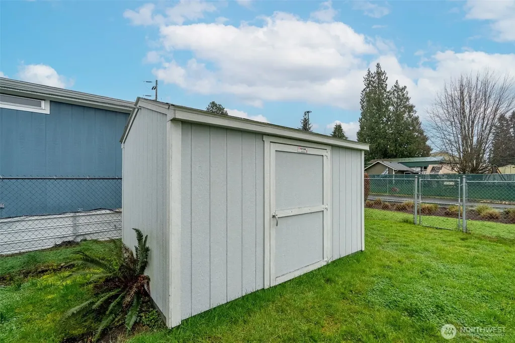 2408 Fords Prairie Centralia WA 98531