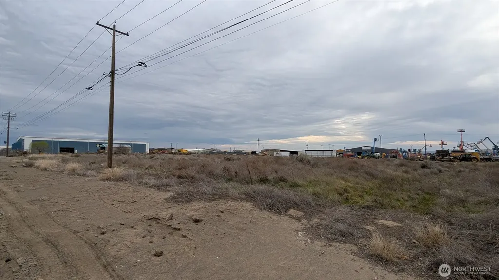 1 E Salt Lake Street Pasco WA 99301