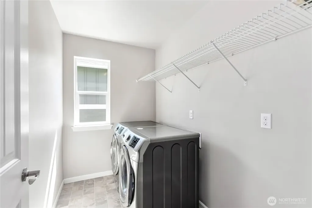 3824 Discovery Avenue SW Bremerton WA 98312