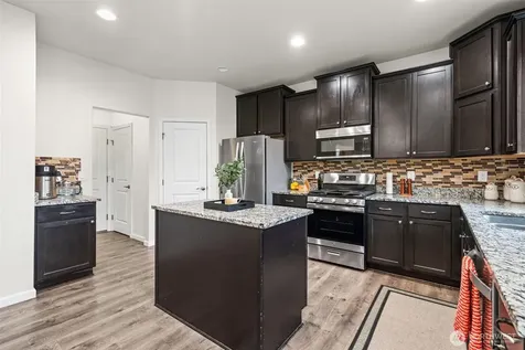 13829 67th Avenue E Puyallup WA 98373