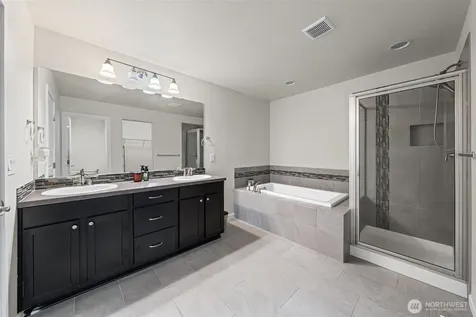 13829 67th Avenue E Puyallup WA 98373