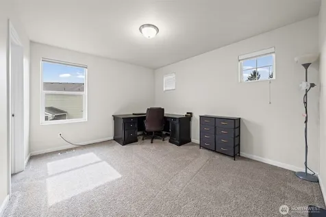 13829 67th Avenue E Puyallup WA 98373