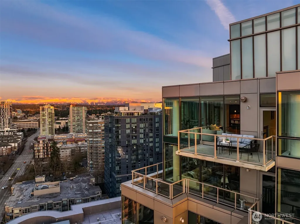 10650 NE 9th Place Bellevue WA 98004