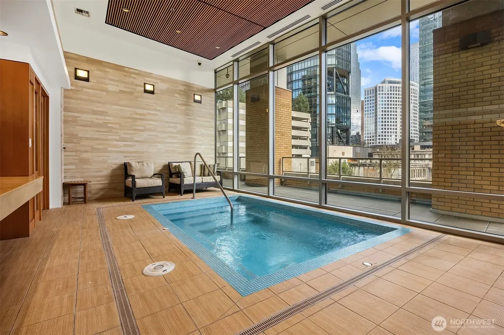 10650 NE 9th Place Bellevue WA 98004