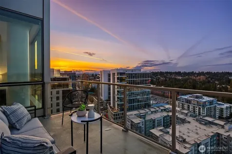 10650 NE 9th Place Bellevue WA 98004