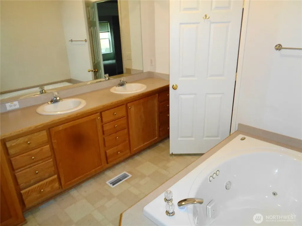 8138 18th Lane SE Lacey WA 98503