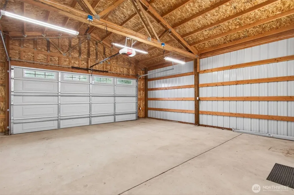 82 E Sunny Sands Road Cathlamet WA 98612