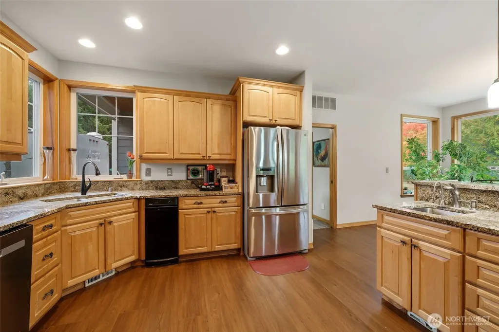 3507 366th Street E Eatonville WA 98328