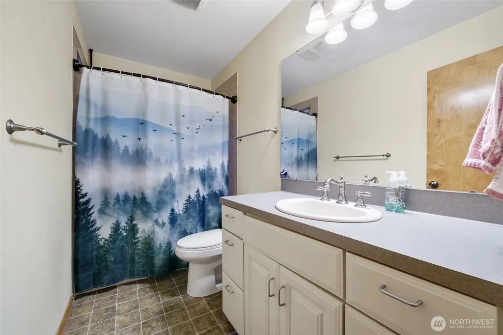 3507 366th Street E Eatonville WA 98328
