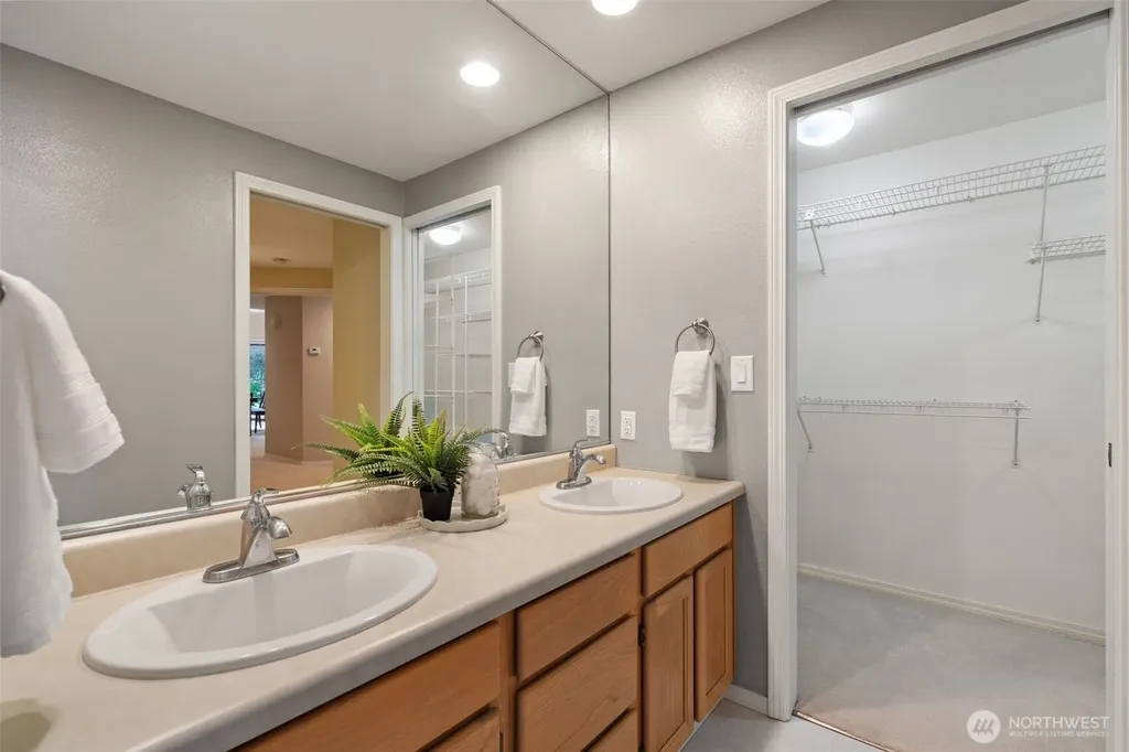 2911 SE 170th Avenue Vancouver WA 98683
