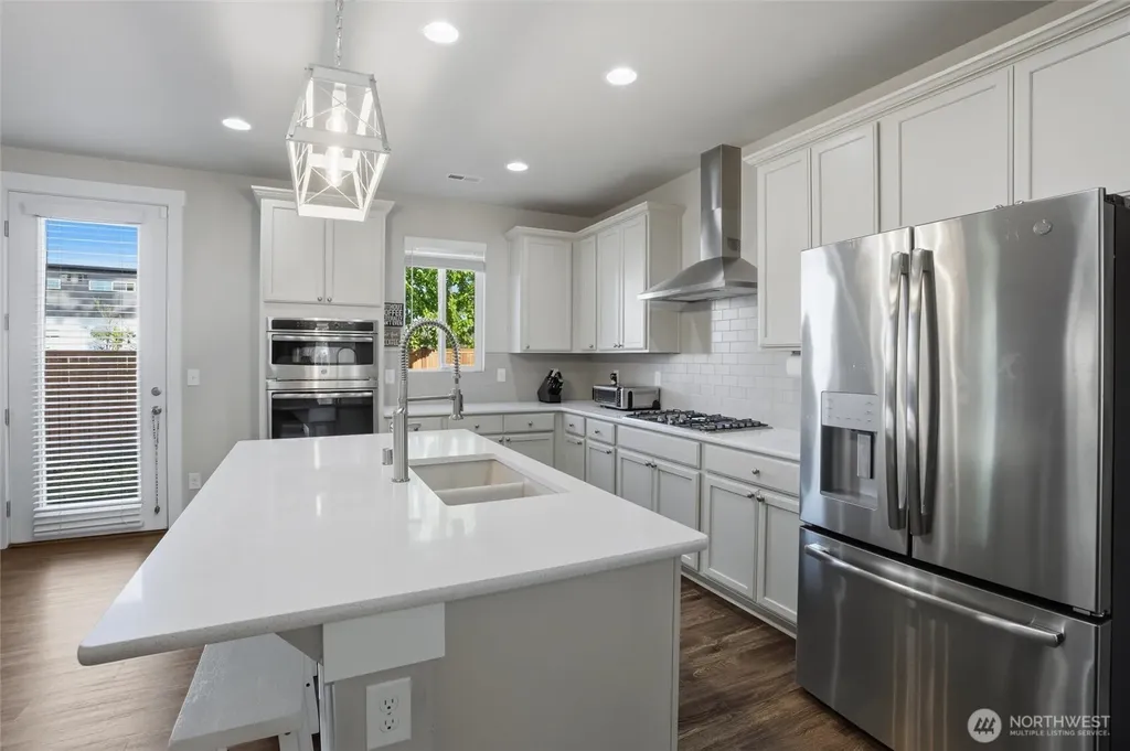 4246 Andasio Loop SE Port Orchard WA 98366