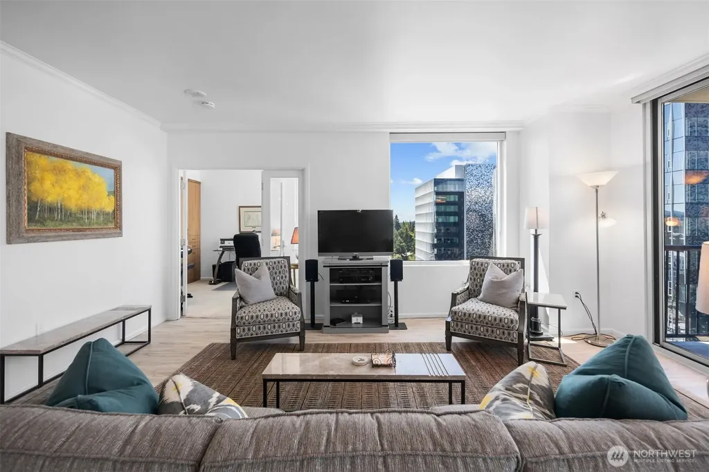 177 107th Avenue NE Bellevue WA 98004