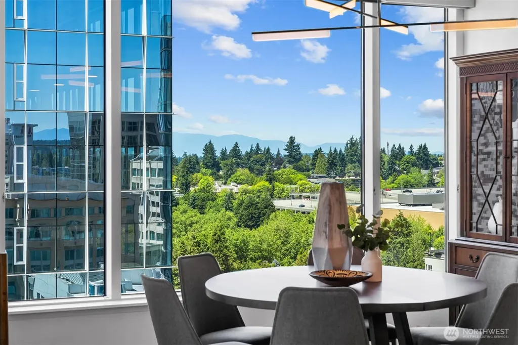177 107th Avenue NE Bellevue WA 98004