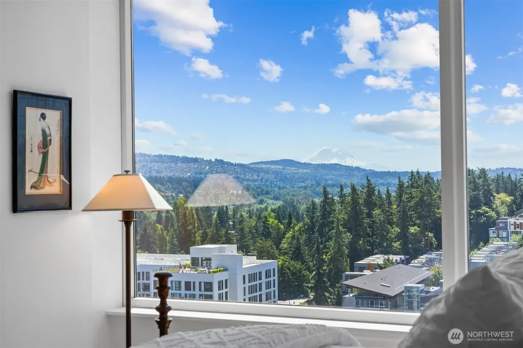 177 107th Avenue NE Bellevue WA 98004