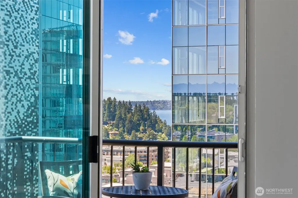 177 107th Avenue NE Bellevue WA 98004