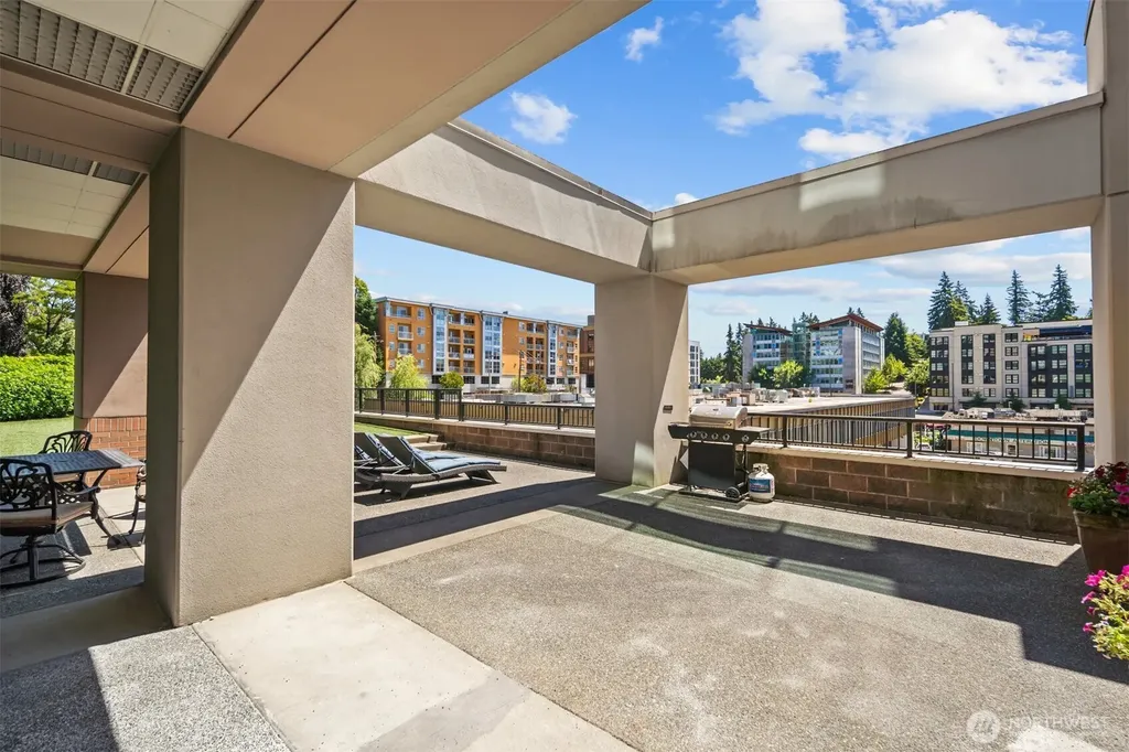 177 107th Avenue NE Bellevue WA 98004