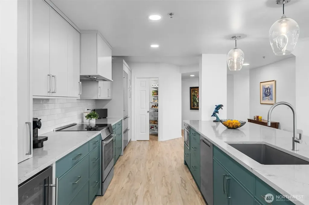 177 107th Avenue NE Bellevue WA 98004