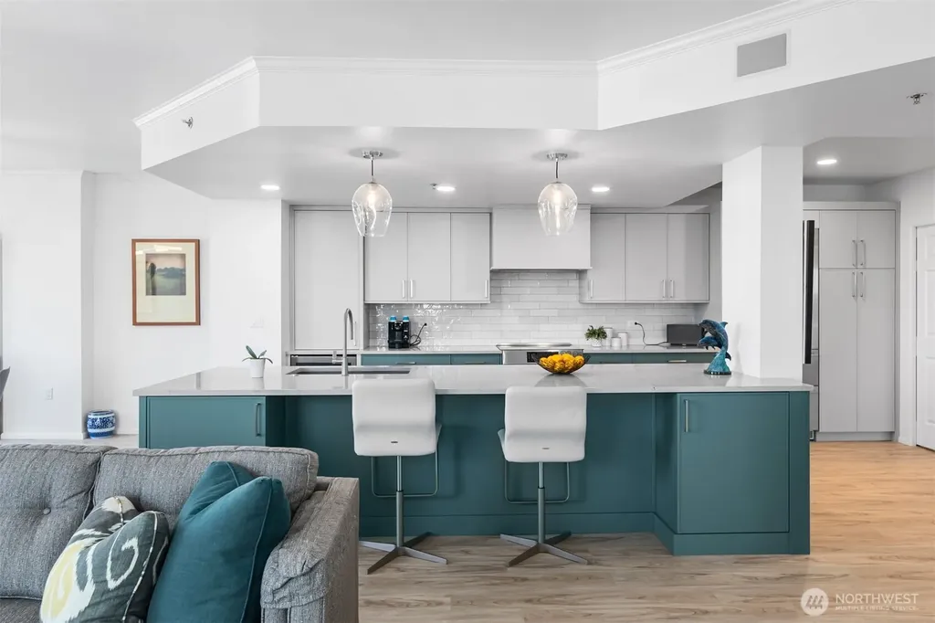 177 107th Avenue NE Bellevue WA 98004
