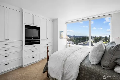 177 107th Avenue NE Bellevue WA 98004