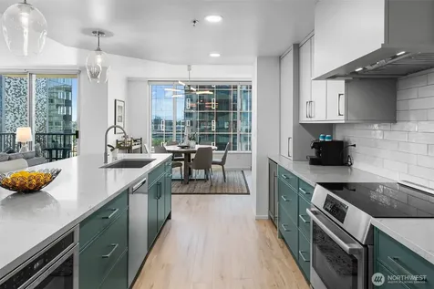177 107th Avenue NE Bellevue WA 98004