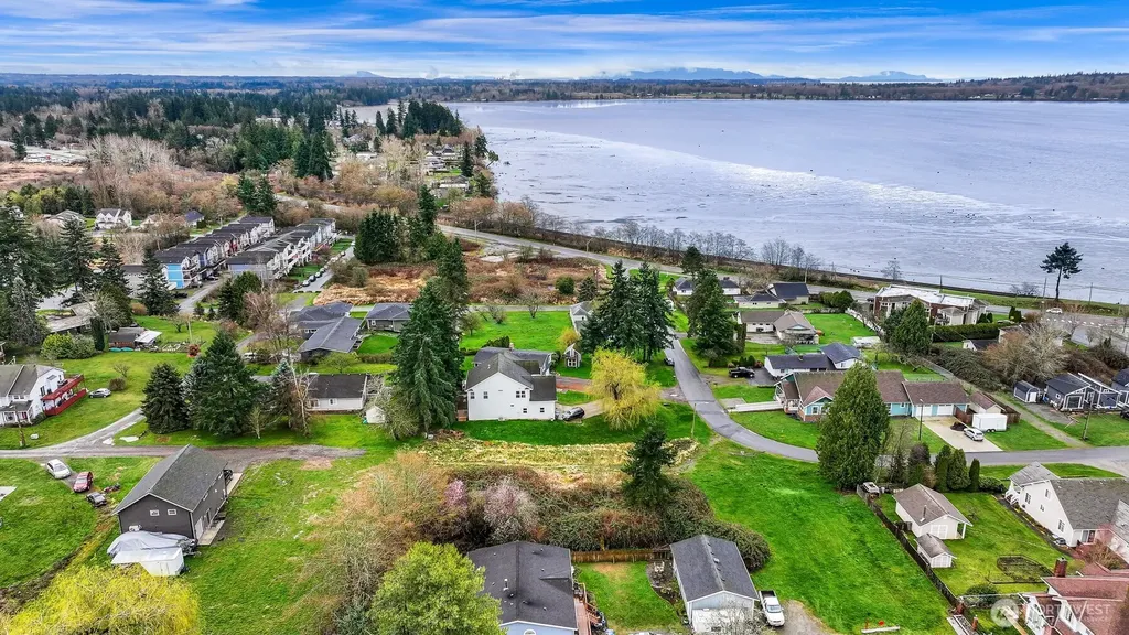 944 Georgia Street Blaine WA 98230