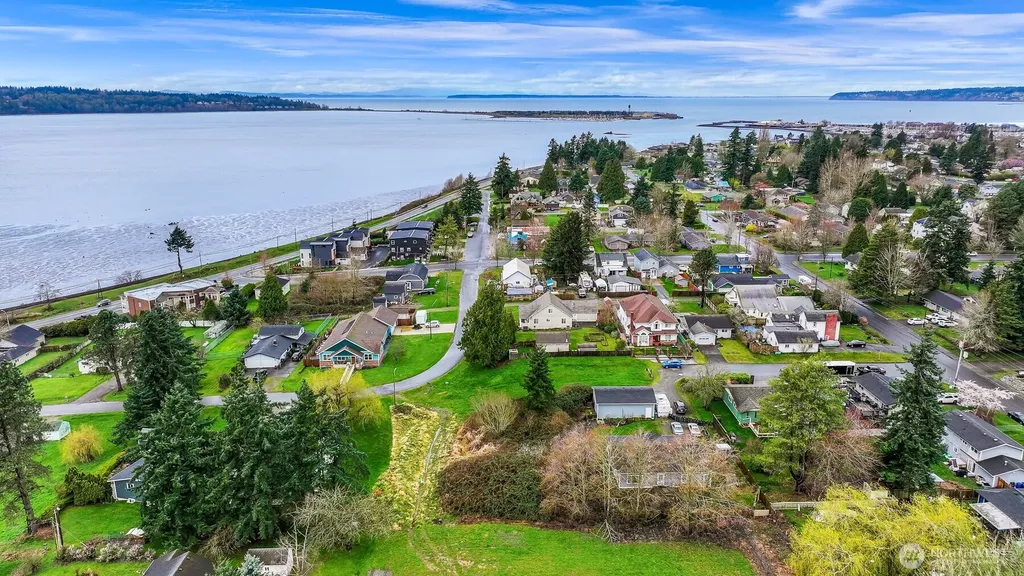 944 Georgia Street Blaine WA 98230