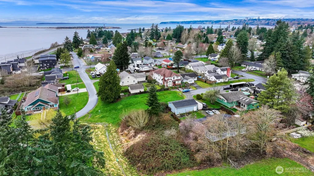 944 Georgia Street Blaine WA 98230