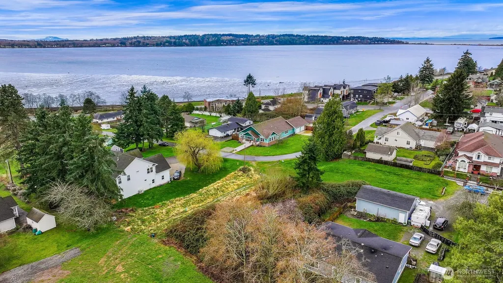 944 Georgia Street Blaine WA 98230
