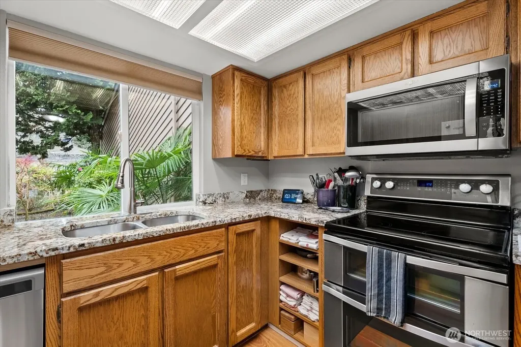 25412 213th Place SE Maple Valley WA 98038