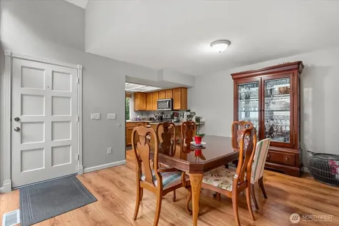 25412 213th Place SE Maple Valley WA 98038