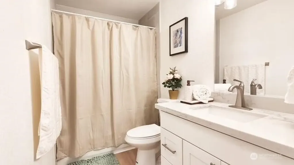 5392 April Drive Langley WA 98260