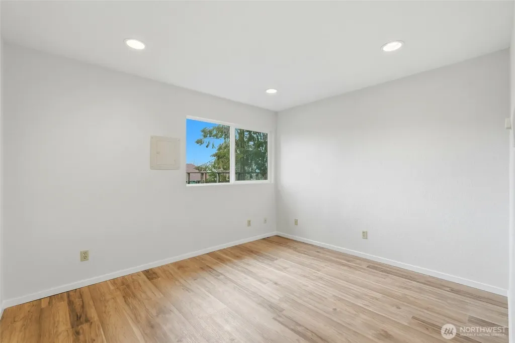 4404 Terrace Drive Everett WA 98203