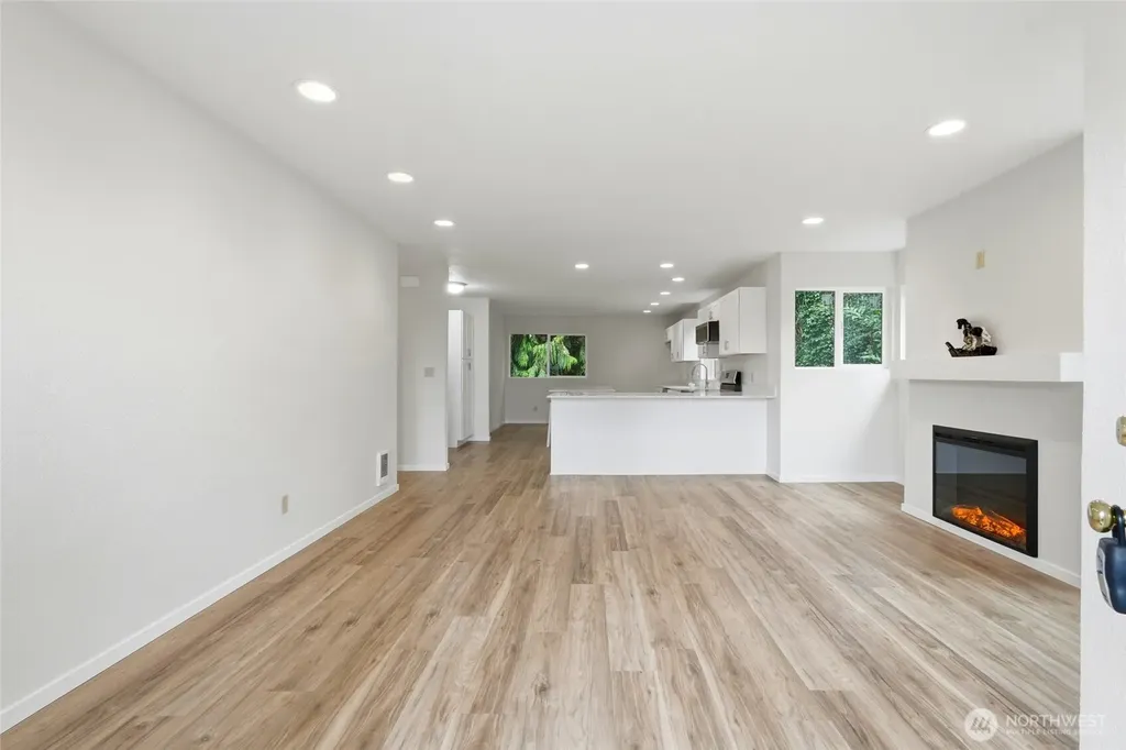 4404 Terrace Drive Everett WA 98203
