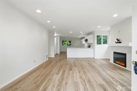 4404 Terrace Drive Everett WA 98203