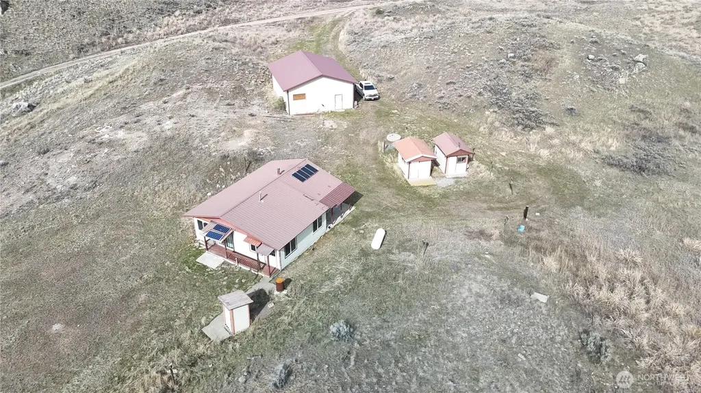 105 Emily Road Oroville WA 98844