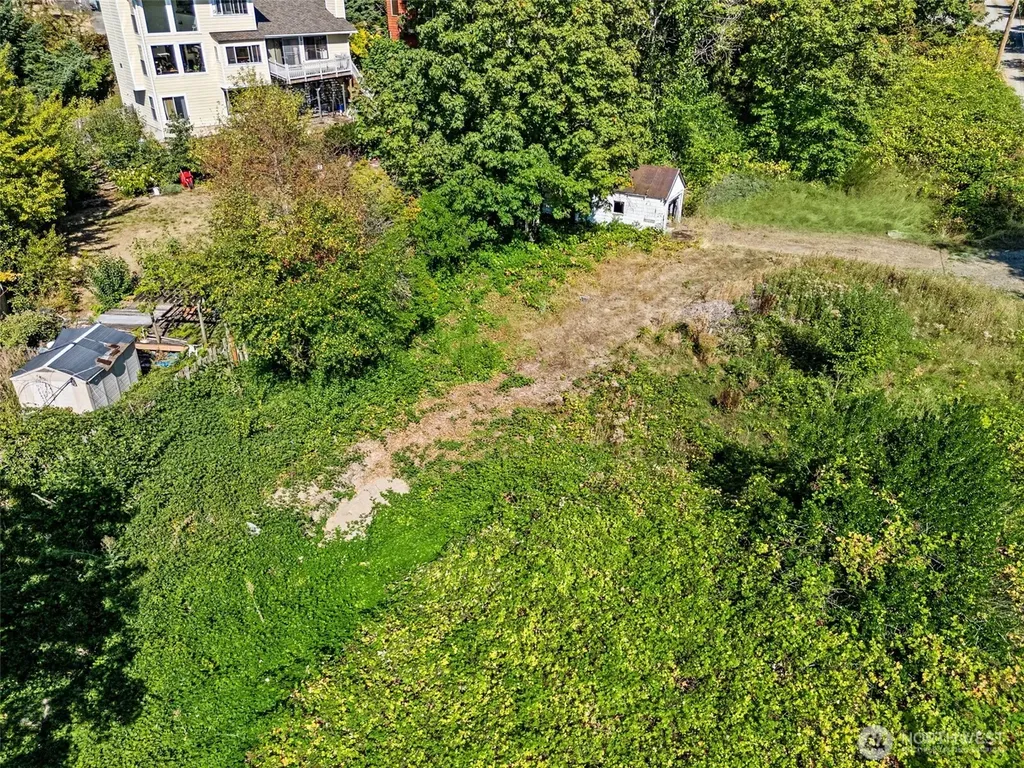 3106 Talbot Road S Renton WA 98055
