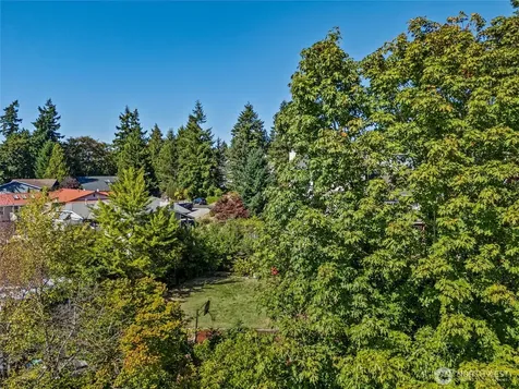 3106 Talbot Road S Renton WA 98055