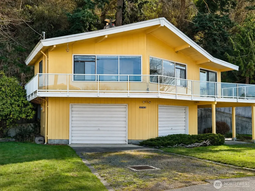 3545 Shell Street Greenbank WA 98253