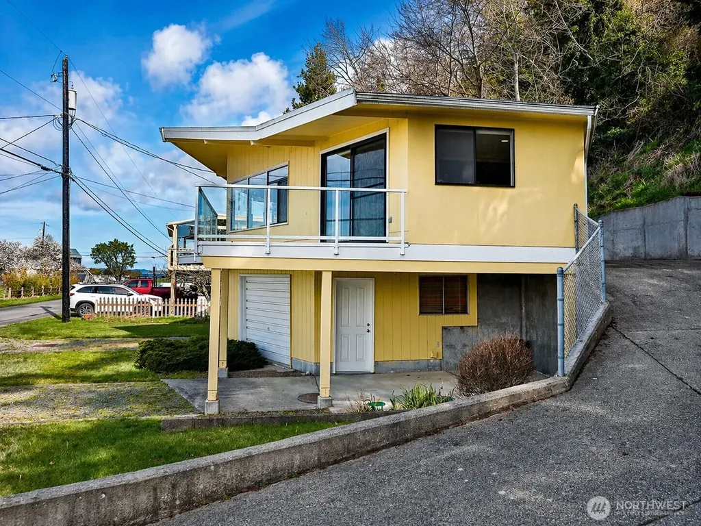 3545 Shell Street Greenbank WA 98253