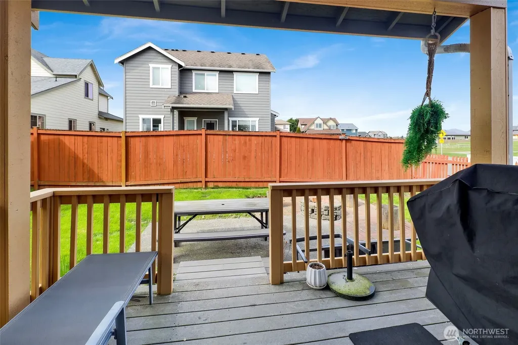 2622 Glenmore Street Ferndale WA 98248